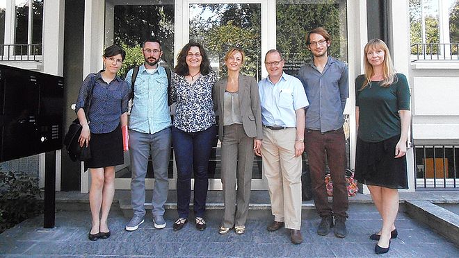 Marija Vasiljević (Koordinatorin Belgrad), Radovan Cukić (Kurator und Leiter Digitalisierung MJ), Nataša Mišković (Projektleiterin Basel), MJ-Direktorin Neda Knežević, Seminarvorsteher Maurus Reinkowski, Yorick Tanner (Koordination Basel), Katarina Živanović (Projektleiterin Belgrad)